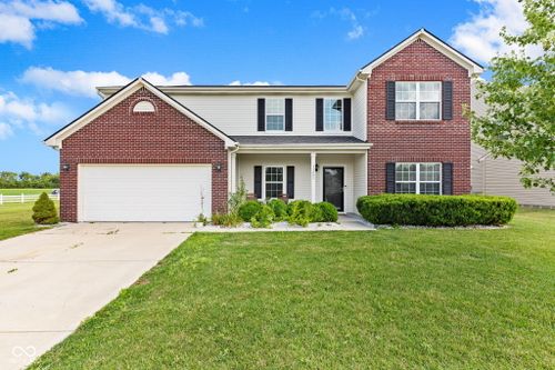 11851 Fawn Crest Dr, Indianapolis, IN, 46235-6144 | Card Image