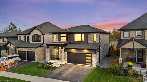 236 Walker Rd, Welland, ON, L3B1E6 | Card Image