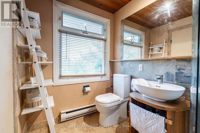 754 Concession 8 W, House other with 5 bedrooms, 2 bathrooms and 8 parking in Puslinch ON | Image 39