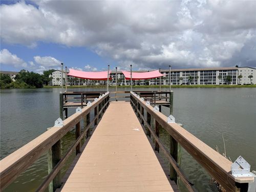 j-403-3621 Lake Bayshore Dr, BRADENTON, FL, 34205-5133 | Card Image