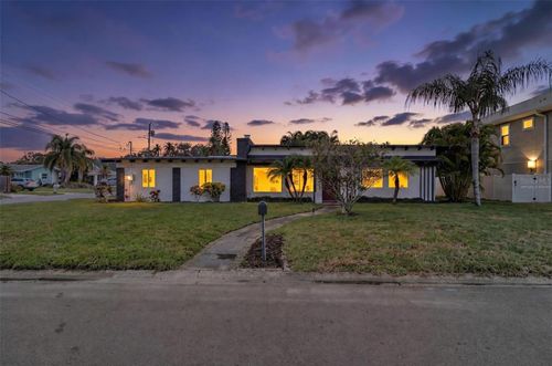 63 Palm Blvd, Dunedin, FL, 34698-2563 | Card Image