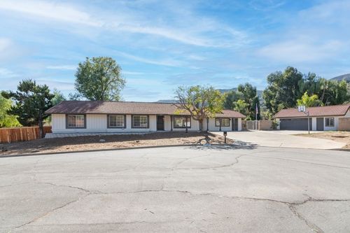 15175 Macias St, Lake Elsinore, CA, 92530-6919 | Card Image