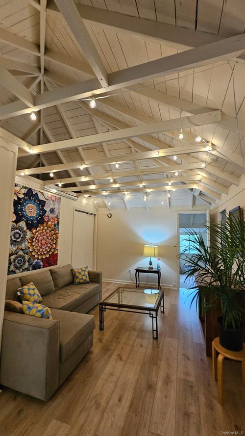 25-71 Miller Rd, Hopewell Junction, NY, 12533-7137 | Card Image