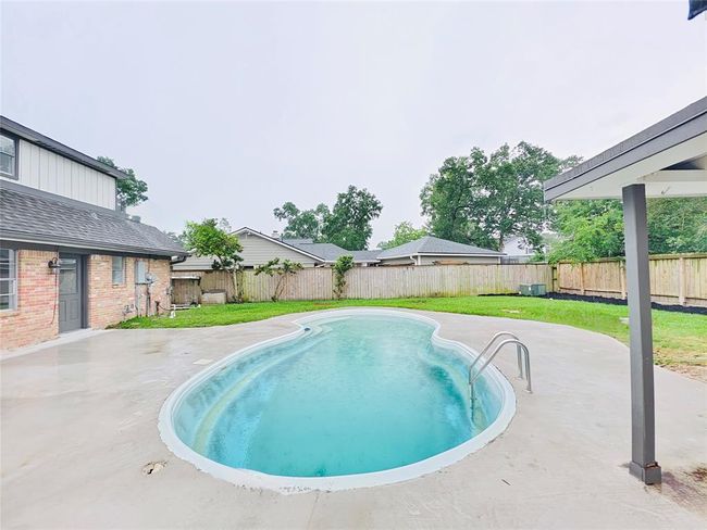 Pool | Image 43