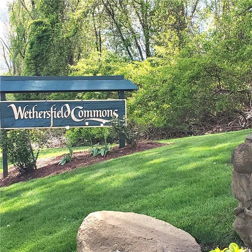 661 Orleans Ct, Warwick, RI, 02886-1712 | Card Image