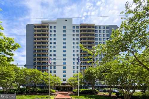 610-801 N Pitt St, ALEXANDRIA, VA, 22314-1789 | Card Image