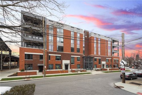 102-2044 Random Rd, Cleveland, OH, 44106-2239 | Card Image
