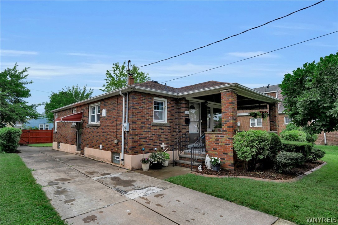 Residential in Niagara Falls 3
