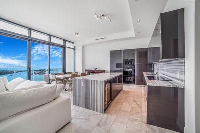 LPH5101 - 1451 Brickell Ave, Condo with 3 bedrooms, 3 bathrooms and null parking in Miami FL | Image 1