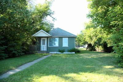 4807 50 St, House detached with 2 bedrooms, 1 bathrooms and 2 parking in Innisfail AB | Image 1