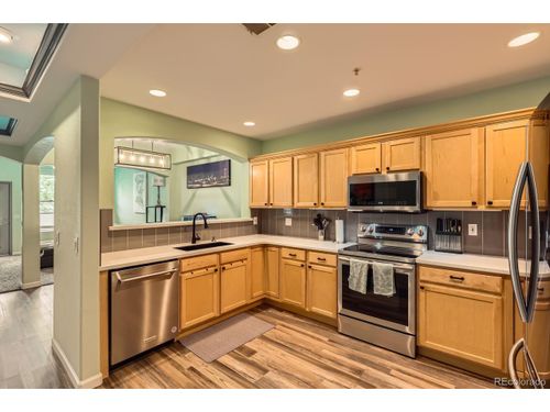 107-1727 N Pearl St, Denver, CO, 80203-1487 | Card Image