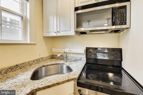 6-8414 Flower Ave, TAKOMA PARK, MD, 20912-6731 | Card Image