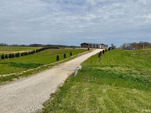 10422 Blake Rd, Wadesville, IN, 47638-9681 | Card Image