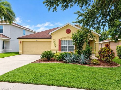 18141 Horizon View Blvd, LEHIGH ACRES, FL, 33972-4804 | Card Image