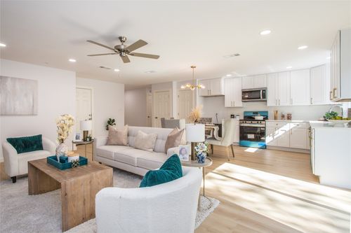 1317 California Trl, Grand Prairie, TX, 75052-2075 | Card Image