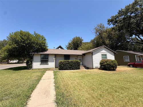 718 Crescent St, Denton, TX, 76201-2810 | Card Image