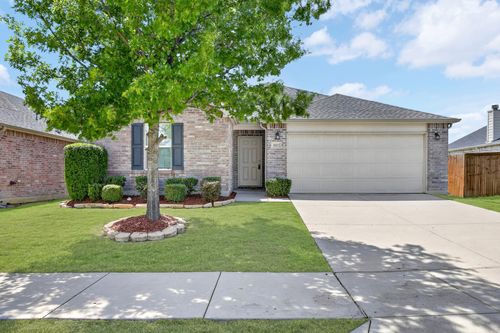 1800 Christopher Creek Dr, Little Elm, TX, 75068-4995 | Card Image