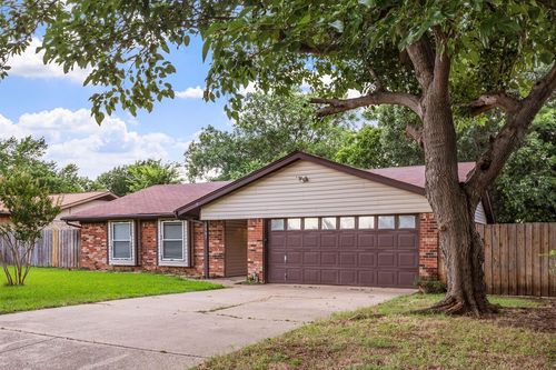 1507 Cimarron Trl, Grapevine, TX, 76051-4818 | Card Image