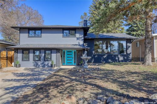 2725 Preston Avenue S, Saskatoon, SK, S7J2G7 | Card Image
