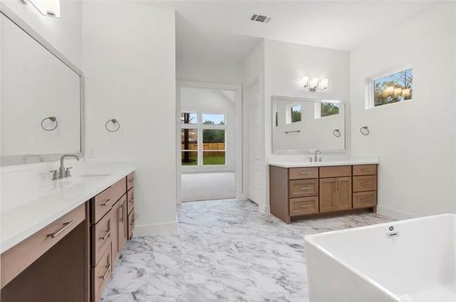 1016 Prescott Dr, House other with 4 bedrooms, 3 bathrooms and 3 parking in Conroe TX | Image 14