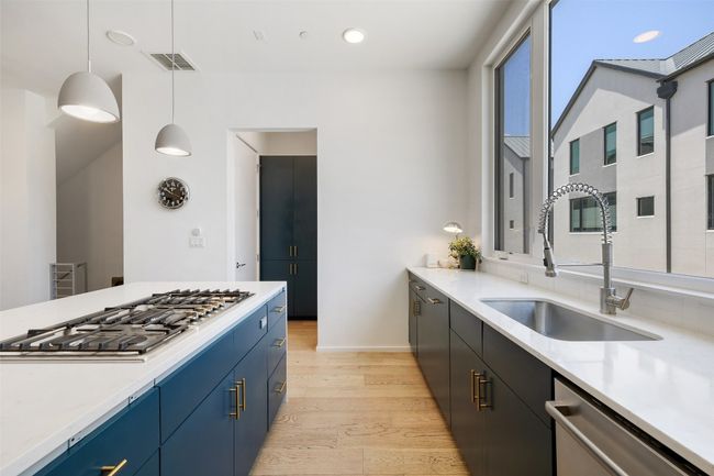 APT-24 - 3100 Menchaca Rd, Condo with 3 bedrooms, 4 bathrooms and null parking in Austin TX | Image 7