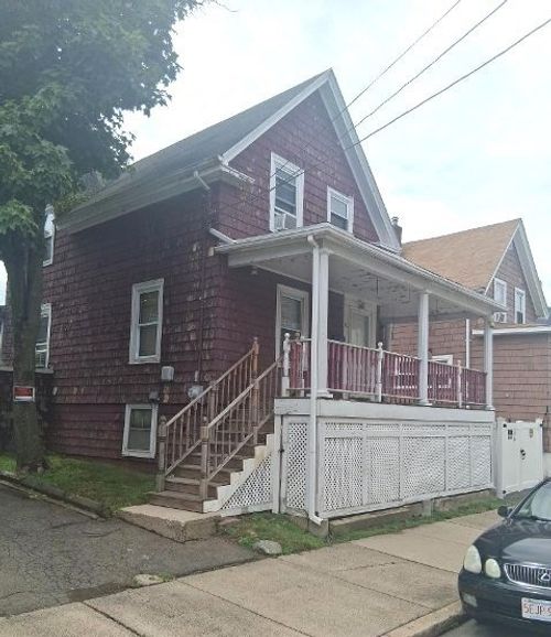80 Sheridan St, Lynn, MA, 01902-2831 | Card Image