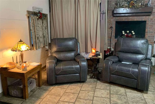 4025 Oil Field Rd, Home with 1 bedrooms, 1 bathrooms and null parking in Goliad TX | Image 14