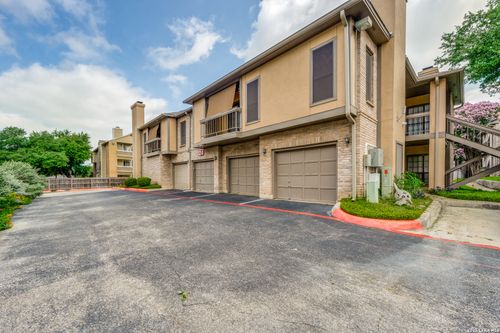 2414-11839 Parliament St, San Antonio, TX, 78216-2488 | Card Image