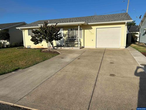 1753 Jansen Way, Woodburn, OR, 97071-2705 | Card Image
