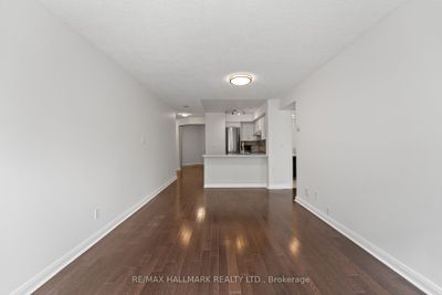 217 - 18 Beverley St, Condo with 2 bedrooms, 1 bathrooms and 1 parking in Toronto ON | Image 3