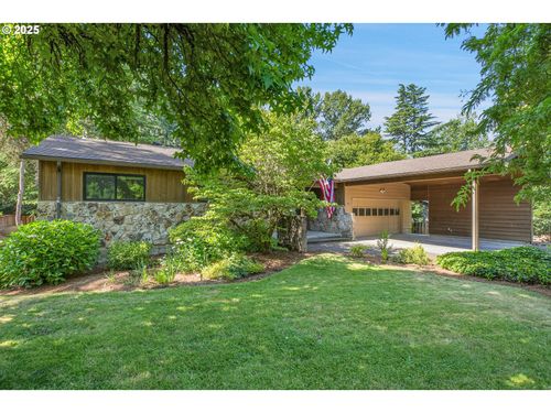 251 Se 24th Ave, Hillsboro, OR, 97123-7016 | Card Image