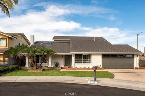 8481 Velvet Cir, Huntington Beach, CA, 92646-3833 | Card Image
