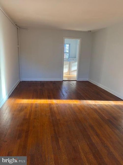 apt-202-4835 Indian Ln, COLLEGE PARK, MD, 20740-1670 | Card Image