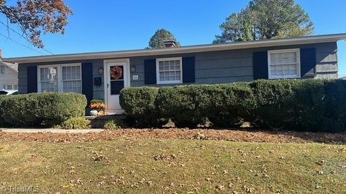 106 Wall St, Madison, NC, 27025-1932 | Card Image