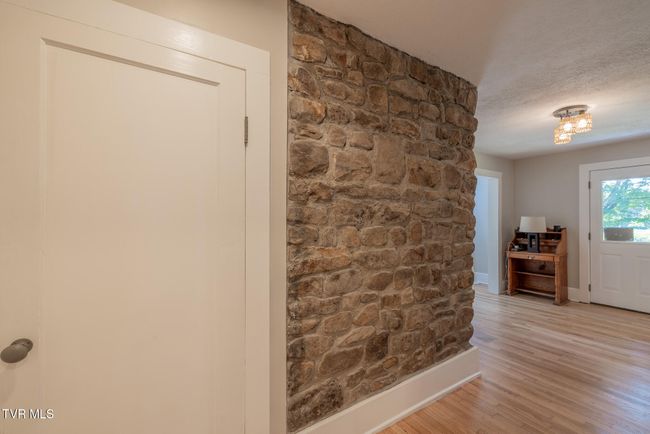 31232 Hollyfield Rd, House other with 3 bedrooms, 3 bathrooms and null parking in Damascus VA | Image 20