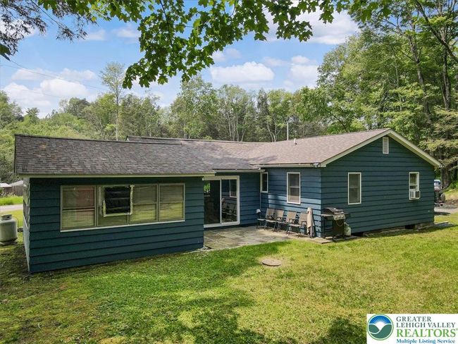 225 Creek Rd, House other with 2 bedrooms, 1 bathrooms and null parking in Greentown PA | Image 37