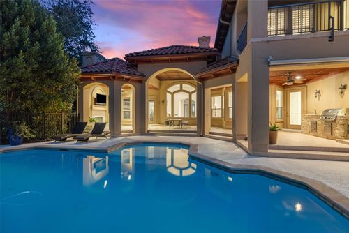 101 Lakeway Hills Cv, Lakeway, TX, 78734-5064 | Card Image