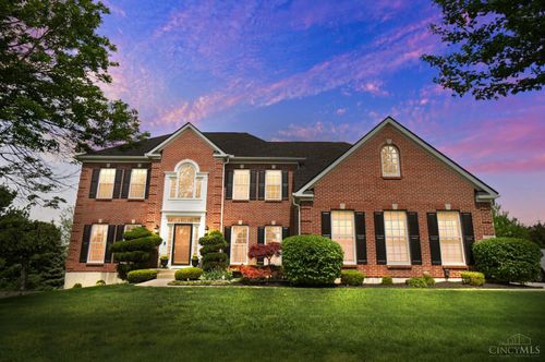 7554 Burton Dr, Liberty Twp, OH, 45044-9031 | Card Image