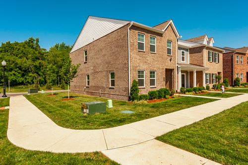 781 Coburg Pvt St, Gallatin, TN, 37066-2896 | Card Image