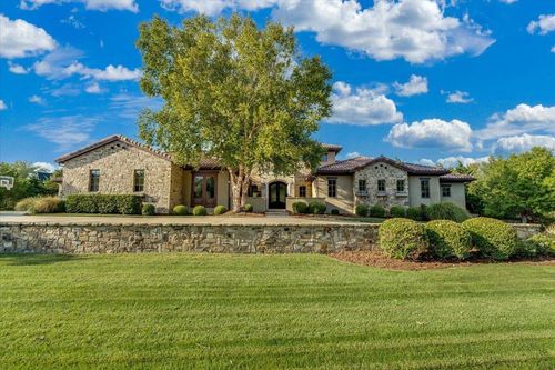 8220 W Meadow Park, Wichita, KS, 67205 | Card Image