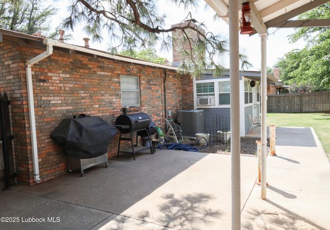 2512 Holliday St, House other with 3 bedrooms, 2 bathrooms and null parking in Plainview TX | Image 41