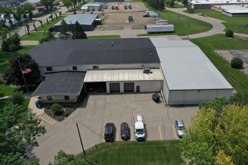 2208 Trott Ave Sw, Willmar, MN, 56201-2723 | Card Image