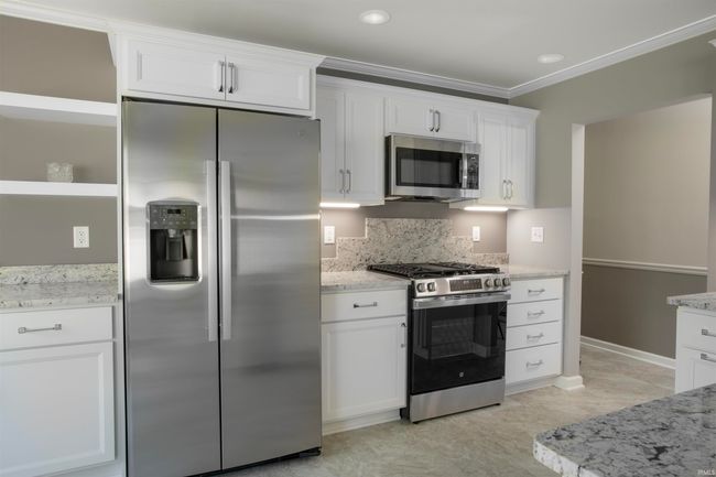 724 The Cir, House other with 3 bedrooms, 2 bathrooms and null parking in Elkhart IN | Image 15