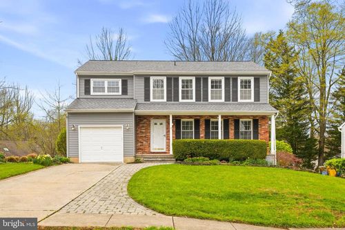 525 Loughton Ln, ARNOLD, MD, 21012-2253 | Card Image