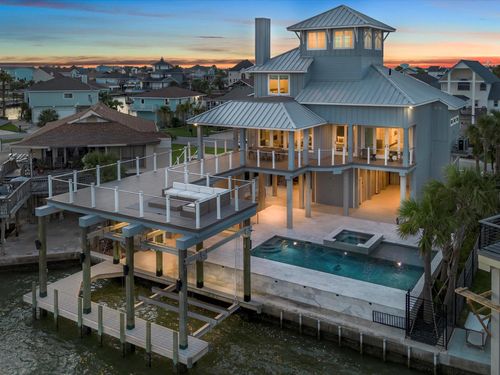 1311 Oahu Dr, Tiki Island, TX, 77554-6179 | Card Image