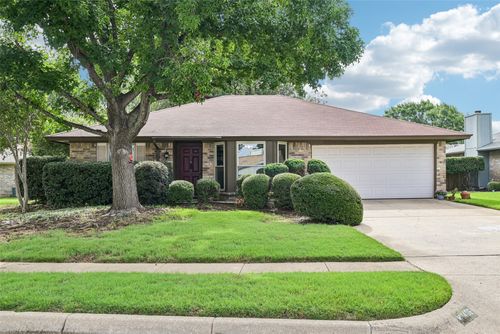 406 Anice Ln, Euless, TX, 76039-8040 | Card Image