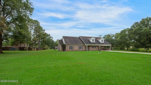 1106 Earline Dr, Breaux Bridge, LA, 70517-6331 | Card Image