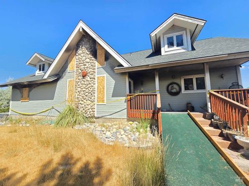 3274 E Ford Pl, Twin Falls, ID, 83301-8172 | Card Image