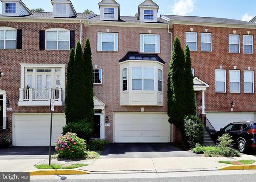 12174 Bridgend Run, FAIRFAX, VA, 22030-8900 | Card Image