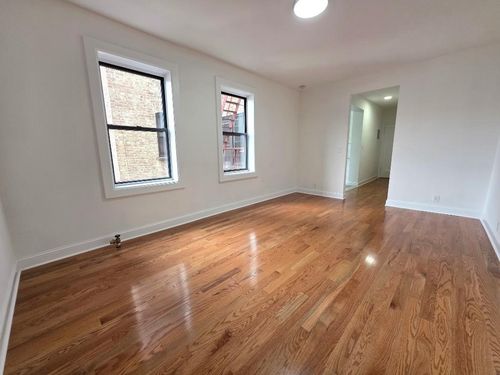 apt-4o-43 45th St, Sunnyside, NY, 11104-2335 | Card Image